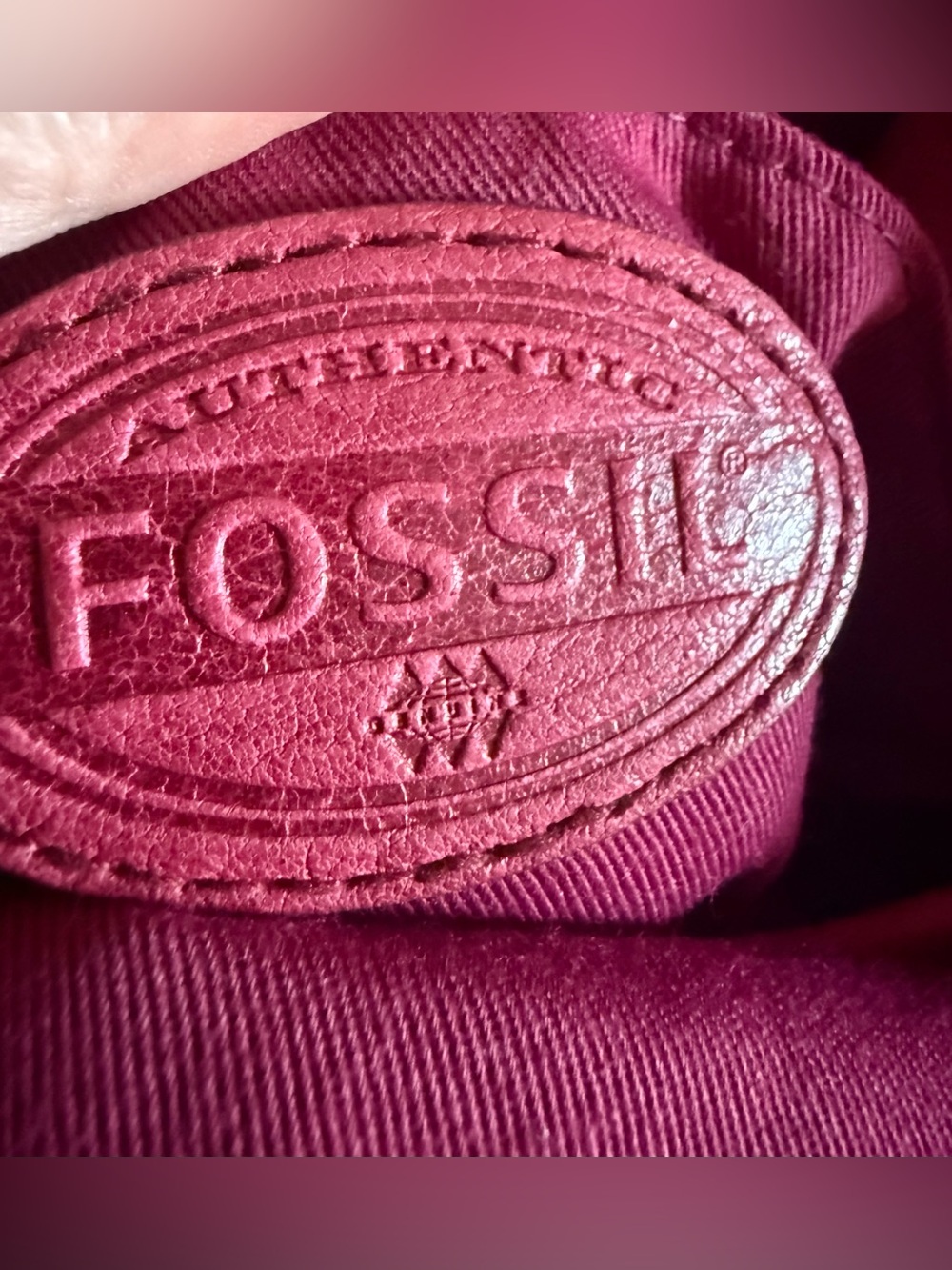 Large Fossil Maroon Leather Shoulder Bag Purse with Front Pockets and Key Fob - Picture 13 of 14